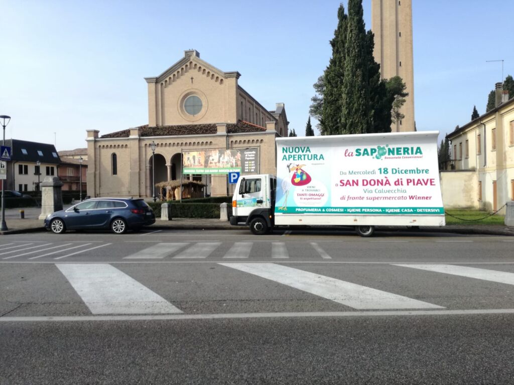Dema Pubblicità-Camion itinerante 14 Dema Pubblicità-Camion itinerante 14